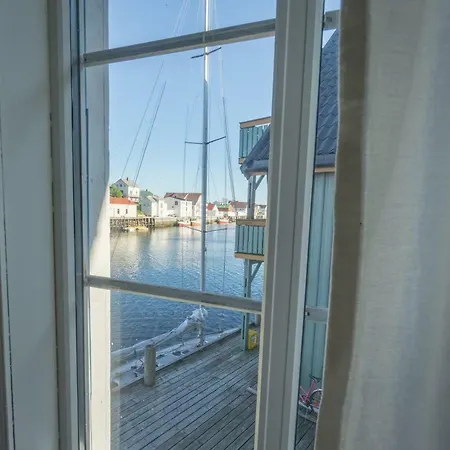 Expeditionsbrygga Apartment *
